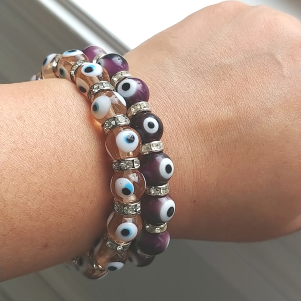✨BOGO FREE✨ 2 glass evil eye beads stretch bracelets